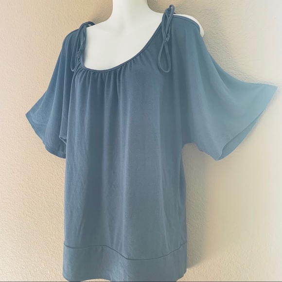 Xhilaration blouse - Picture 2 of 3